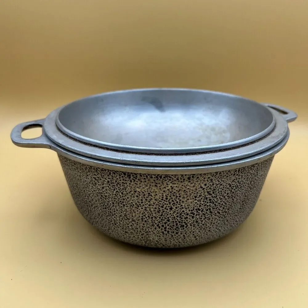 Vintage Century Silver Seal Hammered Aluminum Pot With Lid 8